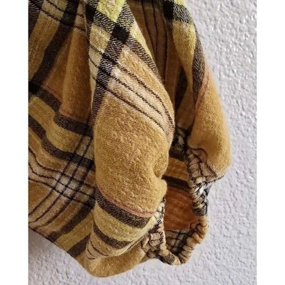 Urban Outfitters UO Lachlan Flannel Smocked - Picture 3 of 8